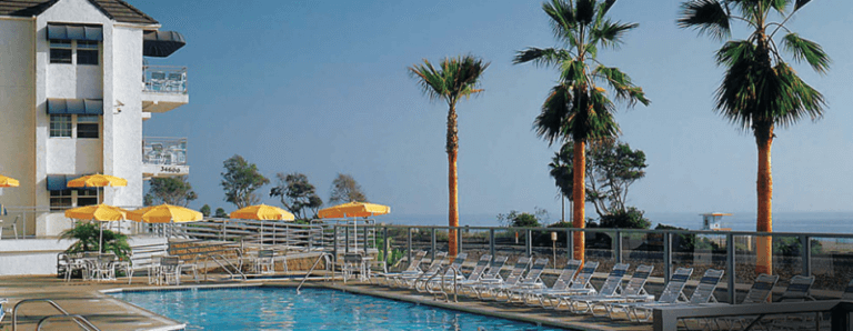 Riviera Beach & Shores Resort