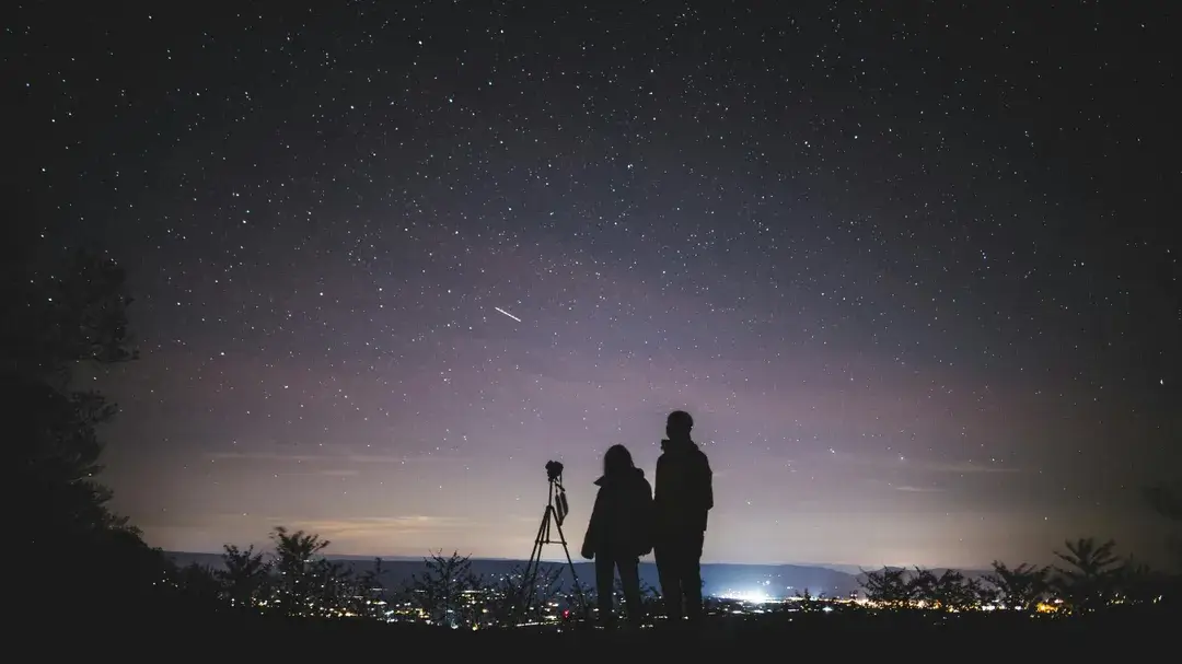 S'mores & Stargazing